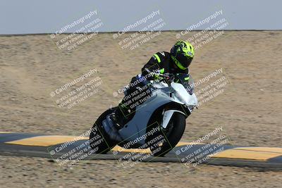 media/Mar-28-2022-Superbike Trackdays (Mon) [[b8603d0f67]]/Open Track Time/Turn 12/